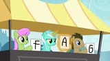 587933