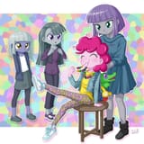 636599