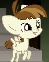 Featherweight_flying_CROPPED_S2E23