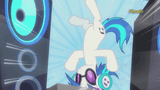914699__safe_screencap_djpon-dash-3_vinylscratch_pony_unicorn_g4_mylittlepony-colon-friendshipismagic_sliceoflife28episode29_animated_bothcutiemark-ezgif.com-resize