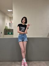 jiwoo legs