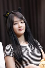 250611-MINNIE-at-Fansign-Event-documents-6