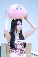 GtZFtEYb0AA6dXX seeun bday