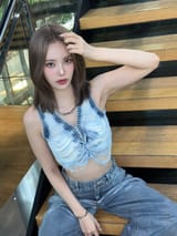 GuQ2NrIagAE_7AH