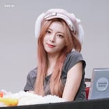 Gude7RebYAABXDX