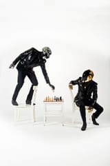 robots-playing-chess-photoshoot-pt3-v0-q5ajgxrgkcz91[1]
