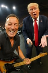 20250626_1320_Springsteen&#039;s Apology Concert_simple_compose_01jypm25h7e2jsmpxn9q1kp756