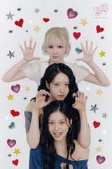 VIVIZ - The 1st Album_ A Montage of ( ) (Concept Photo 3 - LOVE Ver.)_1ll2dzv_2