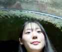seoyeon posing with a shovelnose ray_thumb.jpg