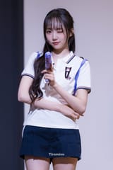 GuwDxE6WQAAS0yY