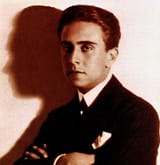 phot_02_Youth_1925c_ClaudioArrau_Posing_Place_Country