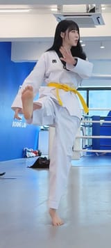 250703 Moonbyul feet 09