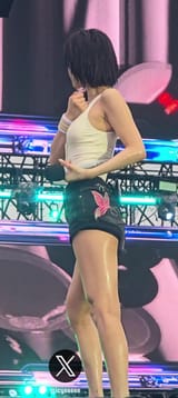 예지 Yeji fancam ITZY - 250704 #WATERBOMB2025 예지 #워터밤 #워터밤서울 00.43 screenshot