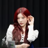 GvJN5YXWUAAgdjT