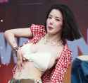 250706 권은비 KWONEUNBI &#039;Crazy in Love&#039; 4K 60P 직캠 @워터밤 by DaftTaengk_thumb.jpg