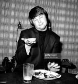 brian wilson pointing