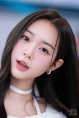 GvVmSkBbUAAGBrs_orig