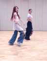 #TWICE #JIHYO is built DIFFERENT💛 #LE_SSERAFIM #르세라핌 #HUHYUNJIN#허윤진 #LE_SSERAFIM_DIFFERENT #트와이스#지효 [qNi0a_WfWCs]_thumb.jpg