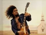 Slash-November-Rain-Guns-N-Roses-1991-Far-Out-Magazine-F-1140x855-1564790703