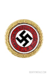 Nazi-Germany_NSDAP-Golden-Party-Badge-3226220120