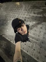GvuWhdTbsAE1CAx