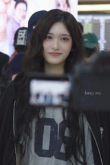 Leeseo