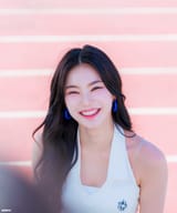 isa eye smile