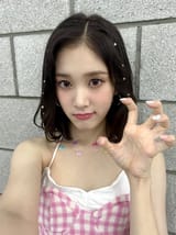 53 (1)