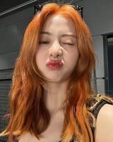 huhkissyface