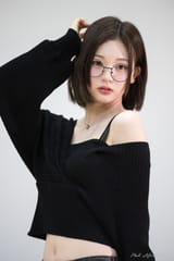 GdIrONKagAAMrG5_orig