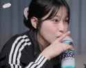 데뷔 8년 만에 본격 음주방송. 새내기 술게임 이거 맞아？ [XJp0EsQQgWE]-8_thumb.jpg