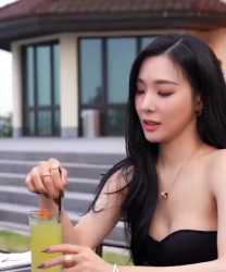 ♡ Tiffany_thumb.jpg