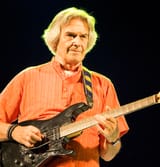 John_McLaughlin_in_the_Mir_Gitary_festival_(retouched_1)