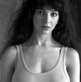 kate-bush-january-1978-v0-m431fuwv3peb1