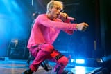 Machine-Gun-Kelly-octt-2021-billboard-1548