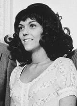 Karen_Carpenter_in_1972_White_House