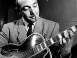 Django-Reinhardt-guitar@2000x1500