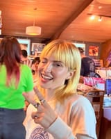 Recent photos of Hayley. 👑#hayleywilliamsparamore #hayleywilliams #hayleywilliamsstyle #hayleyw (1)