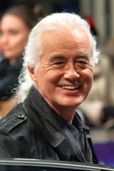Jimmy_Page_at_the_Echo_music_award_2013