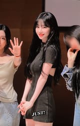 GwrkgyUbgAE7M8W