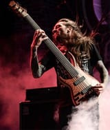 bass chad fingers his smoking gf