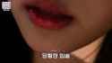 leaf lips_thumb.jpg