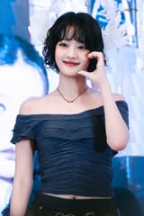I-DLE Minnie 006VOVyRgy1i3eqmo3jxij32ad3fkx6r