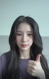 GxF4_IibUAIELf7