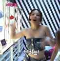(여자)아이들((G)I-DLE) - I-TALK #125 ： ‘퀸카 (Queencard)’ M⧸V 촬영 비하인드 PART 1 (ENG⧸CHN) [jgtYt_k5tYg]-[09.45.318-09.47.954]_thumb.jpg