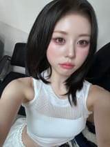 hyerin close