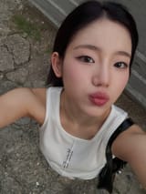 GxrjwjoWkAAx4s-