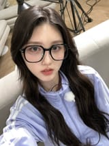 GdmIN_gWIAAjnCR