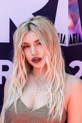 535358630_avamax-1