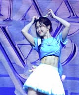 haewon tight abs